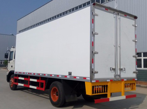 关于玻璃钢冷藏车厢修复的简要说明和关键注意事项